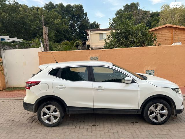 ניסאן קשקאי