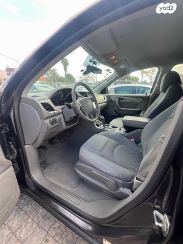 שברולט טראוורס