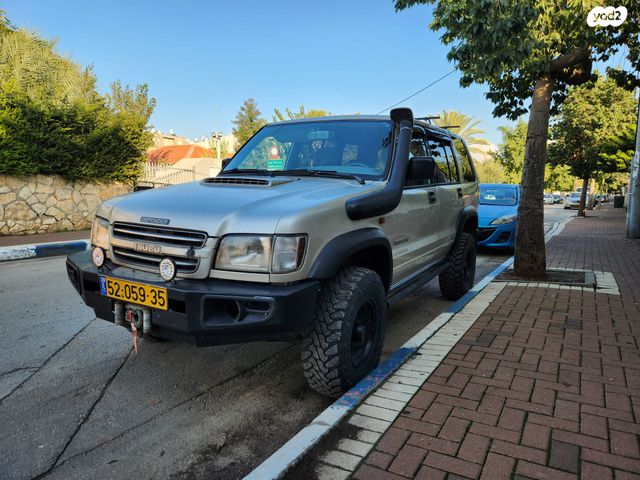 מודעת רכב איסוזו טרופר