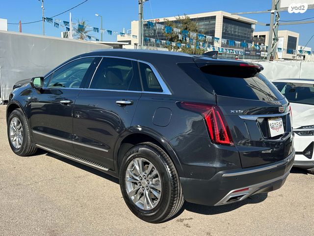 קאדילק XT5