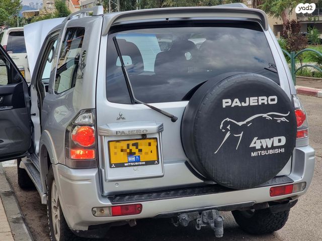 מיצובישי פג'רו