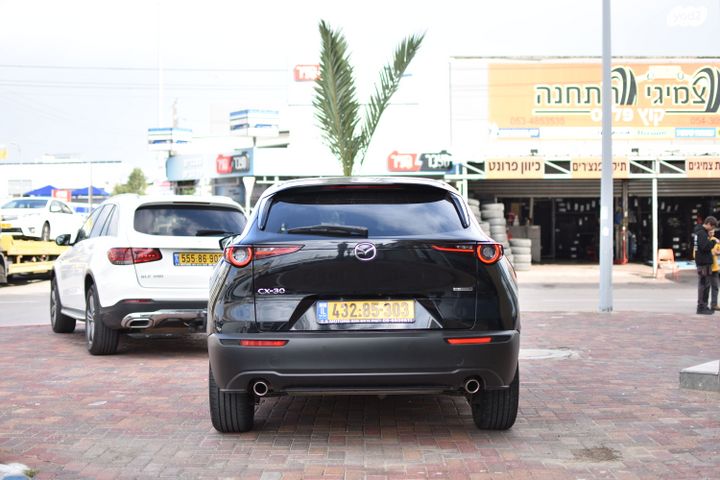 מאזדה CX-30