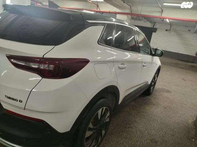 אופל גרנדלנד