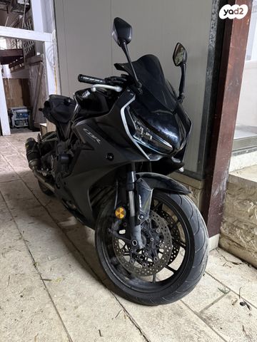 מודעת רכב הונדה CBR650R
