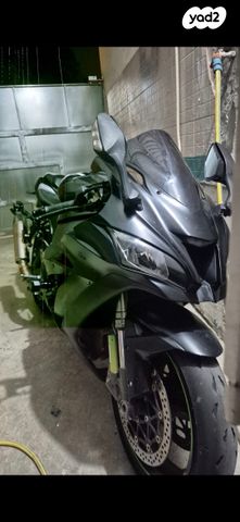 מודעת רכב קאוואסאקי נינג'ה ZX 10R
