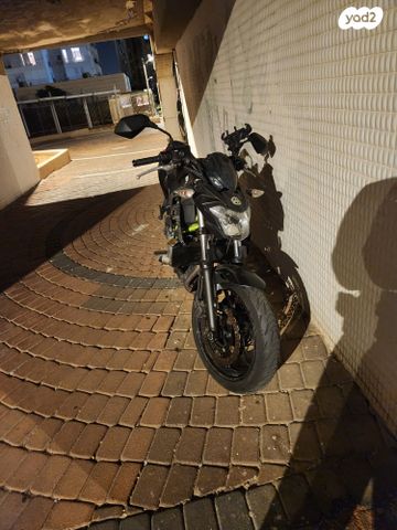 קאוואסאקי Z650 abs