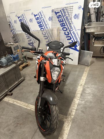 KTM Naked Duke 125