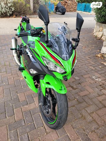 קאוואסאקי נינג'ה 400