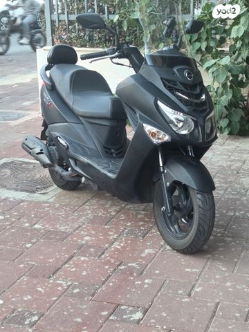 מודעת רכב סאן יאנג ג'וי רייד 200