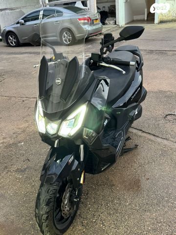 מודעת רכב סאן יאנג ג'וירייד 300 16