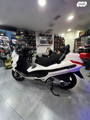 פיאג'ו X-Evo 250