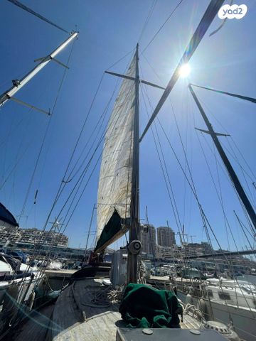 יאכטות - מפרשית