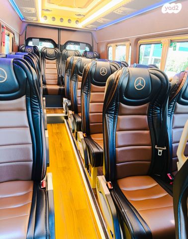 מיניבוסים ורכבי הסעות