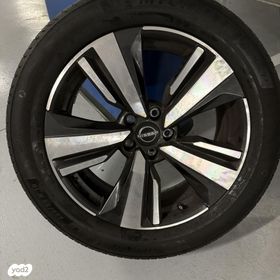 feedItemObj.data.row_1