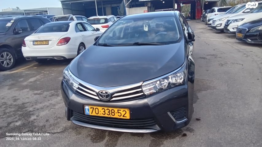 מודעת רכב טויוטה קורולה