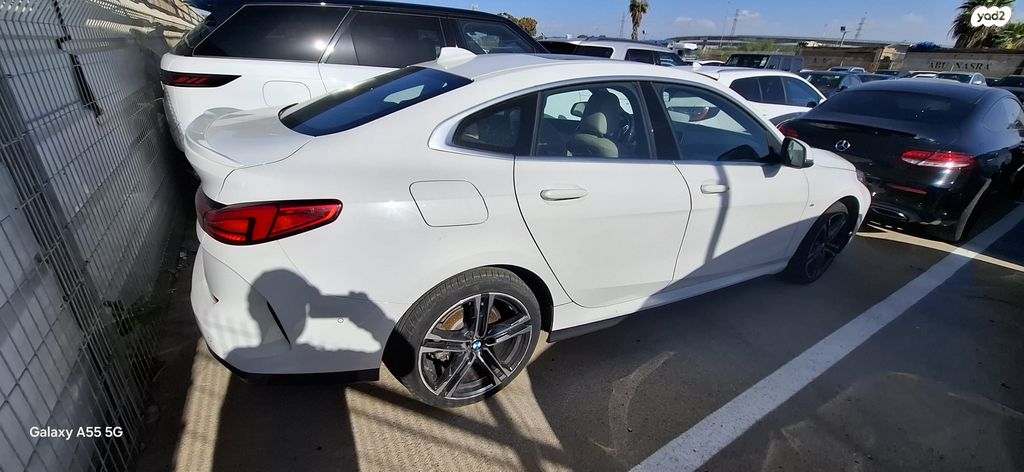 מודעת רכב ב מ וו סדרה 2 2