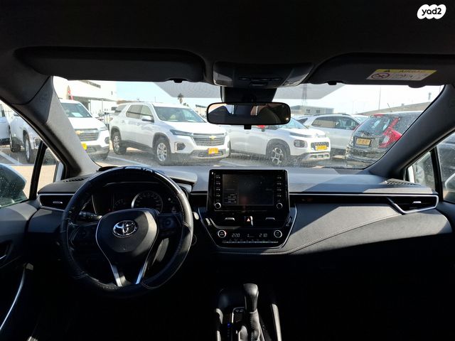 טויוטה קורולה