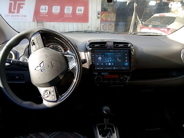 מיצובישי ספייס סטאר