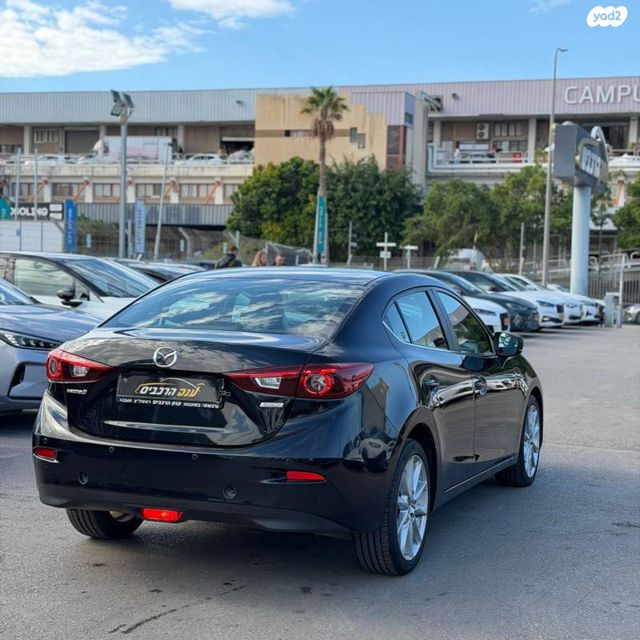 מאזדה 3