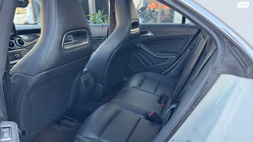 מרצדס-בנץ CLA