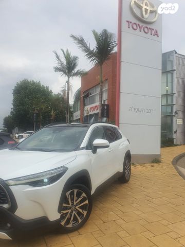 טויוטה קורולה קרוס