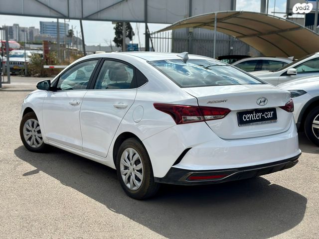 יונדאי אקסנט i25