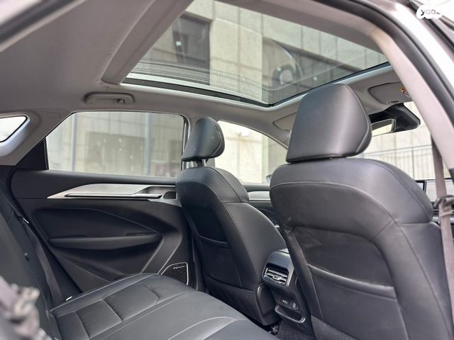 ג׳ילי Geometry C