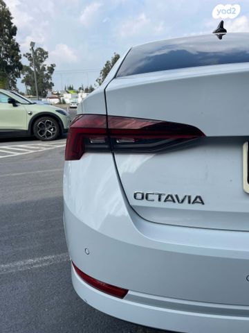 סקודה אוקטביה