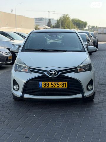 מודעת רכב טויוטה יאריס