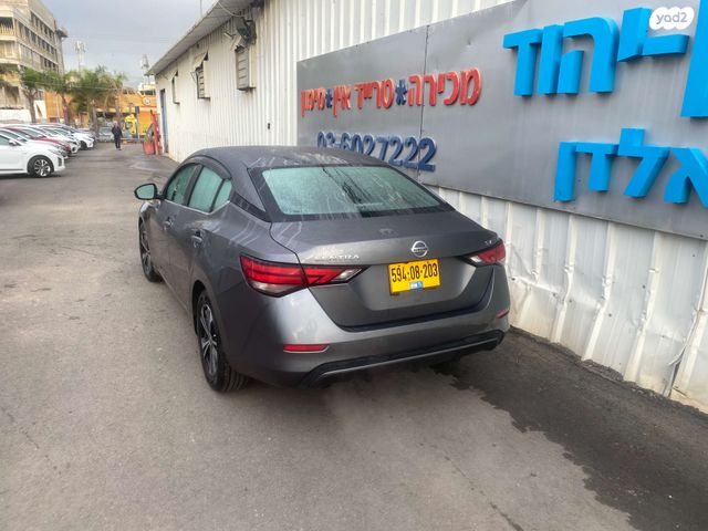 ניסאן סנטרה