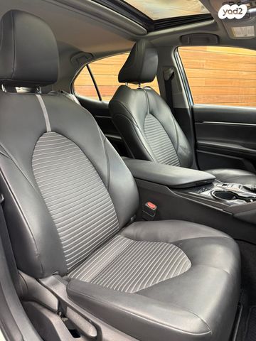 טויוטה קאמרי