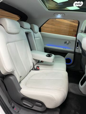 יונדאי איוניק 5