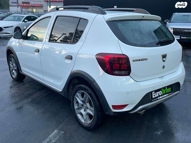 דאצ'יה סנדרו