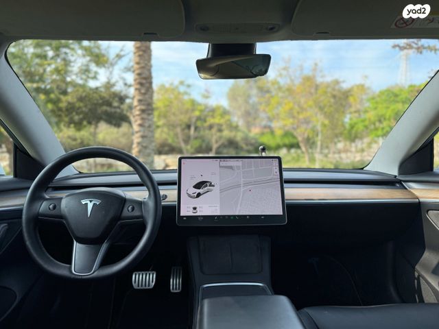 טסלה מודל 3