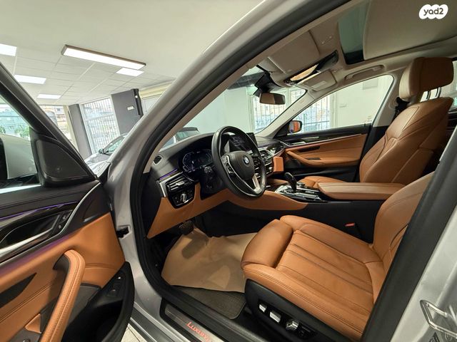 מודעת רכב ב מ וו סדרה 5 1