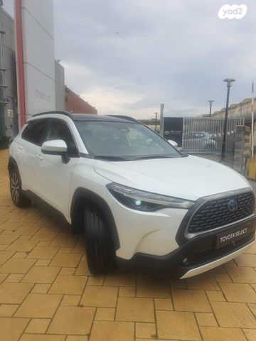 טויוטה קורולה קרוס