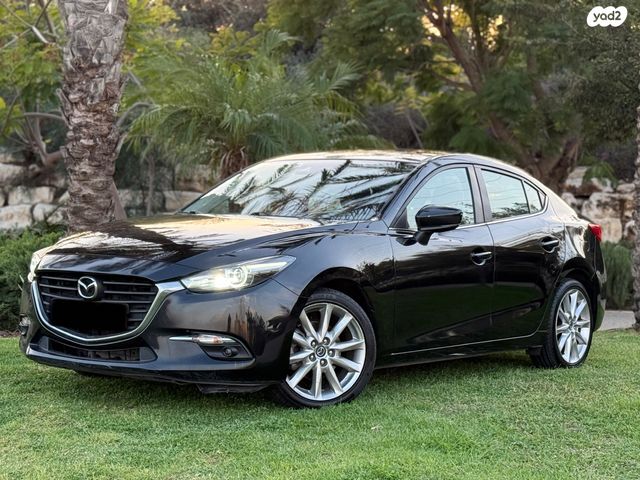 מודעת רכב מאזדה 3