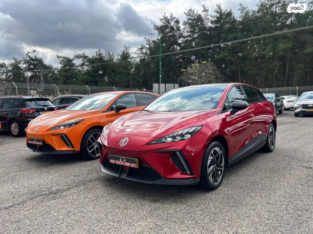 מודעת רכב אם ג'י MG4