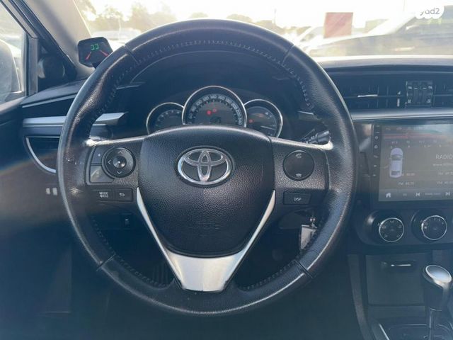 מודעת רכב טויוטה קורולה 1