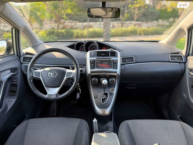 טויוטה ורסו