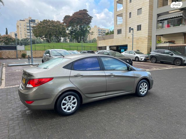 יונדאי אקסנט i25