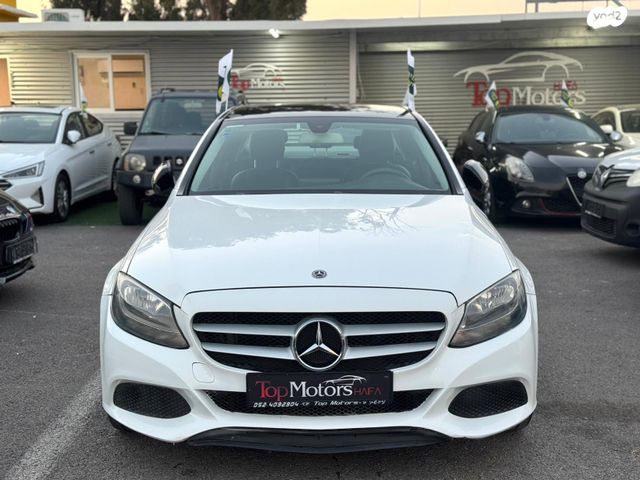 מודעת רכב מרצדס-בנץ C-class