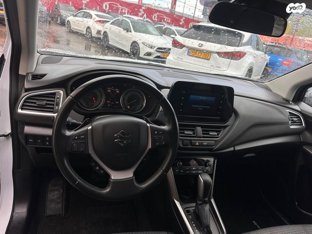 סוזוקי S-Cross
