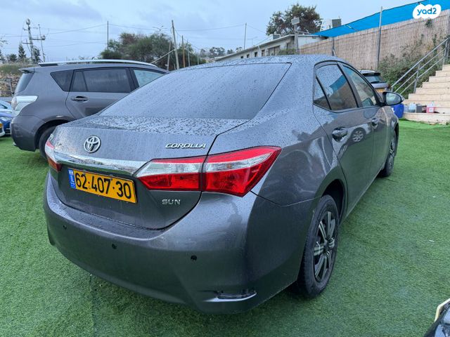 טויוטה קורולה