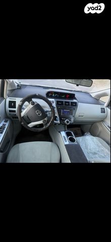 מודעת רכב טויוטה פריוס פלוס