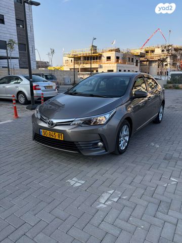 מודעת רכב טויוטה קורולה