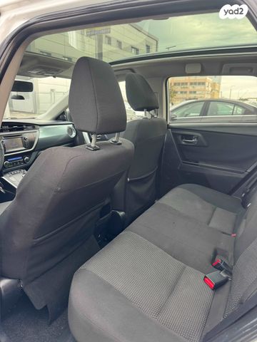 טויוטה אוריס