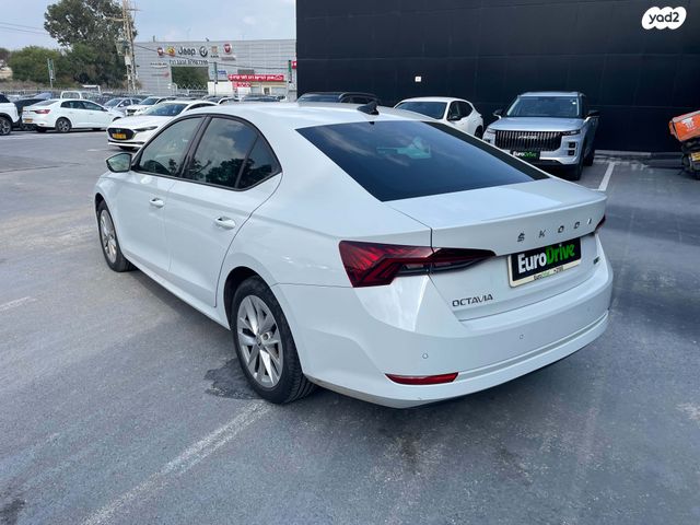 סקודה אוקטביה