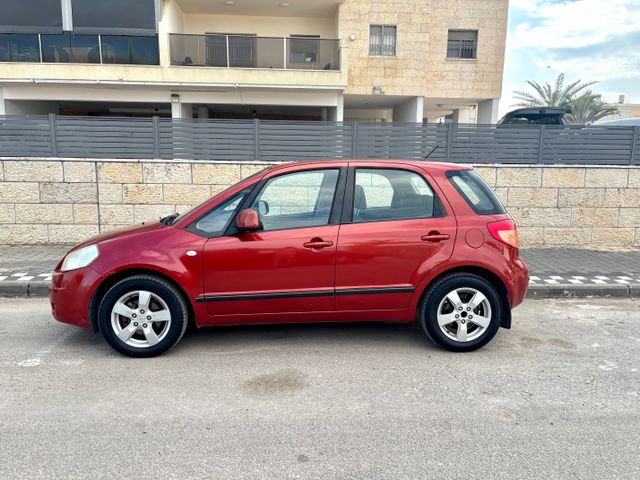 סוזוקי SX4