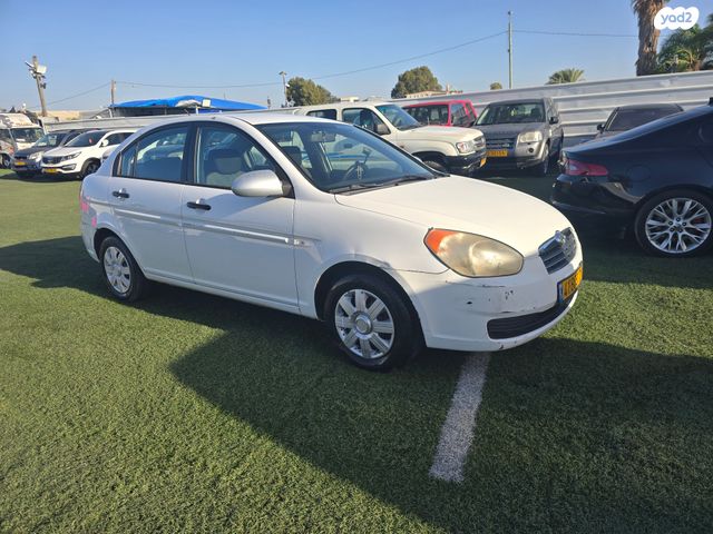 יונדאי אקסנט i25